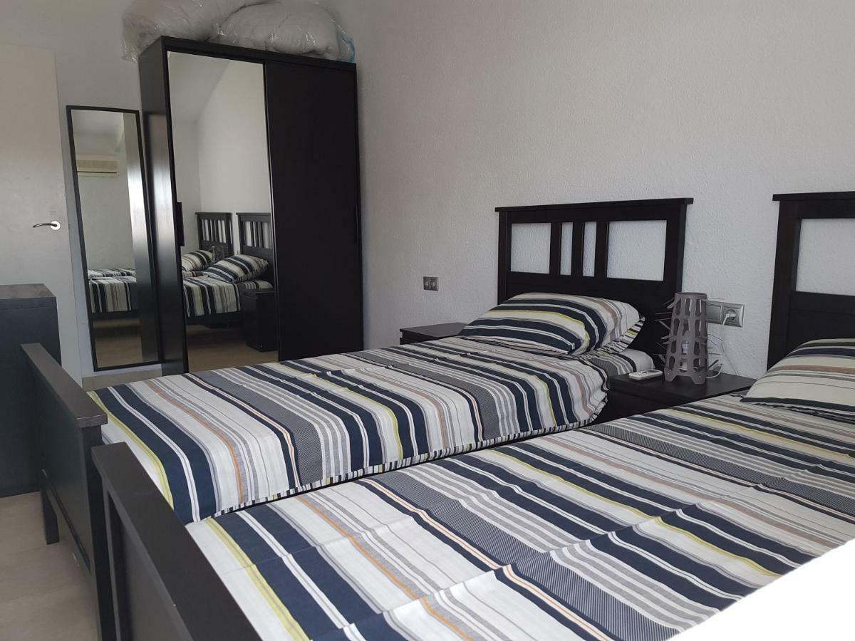 Campoamor Villa & Private Pool, Garden & Roof Terraces Distant Sea Views Orihuela Luaran gambar